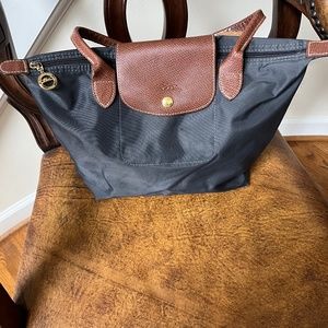 Longchamp Le Pilage Medium Tote